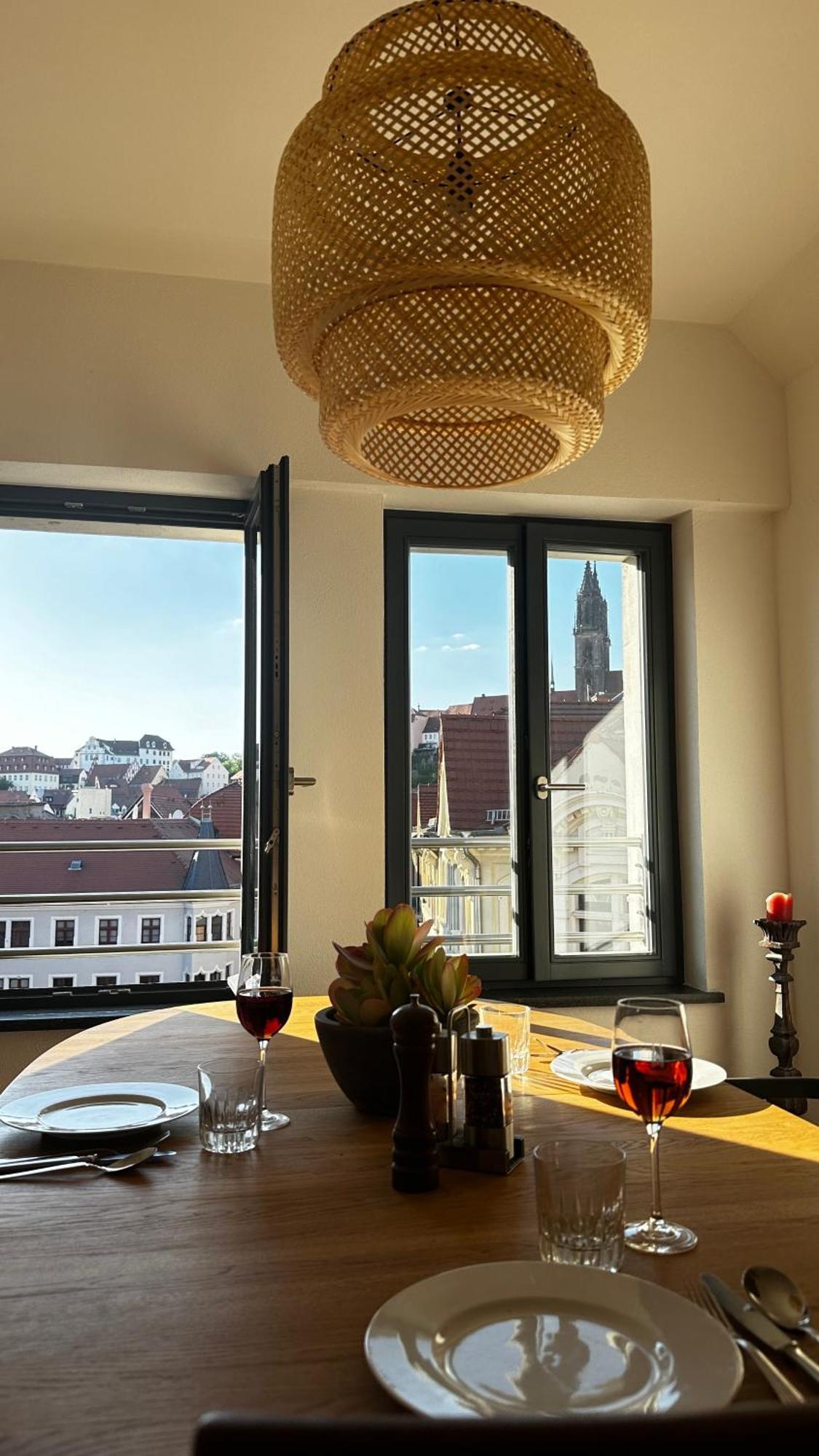 Ruhige-Moderne Wohnung Mit Burgblick Meissen Luaran gambar